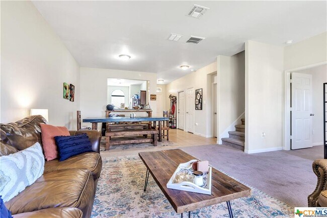 Foto del edificio - 309 Sapphire Ln