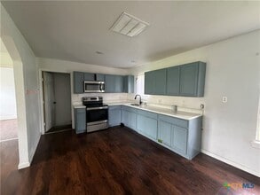 Building Photo - 159 Texas Ave