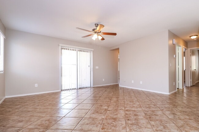 Building Photo - 25675 W Satellite Ln