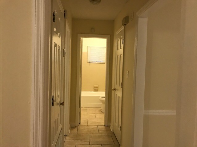 Foto del edificio - 226 N Mock Rd