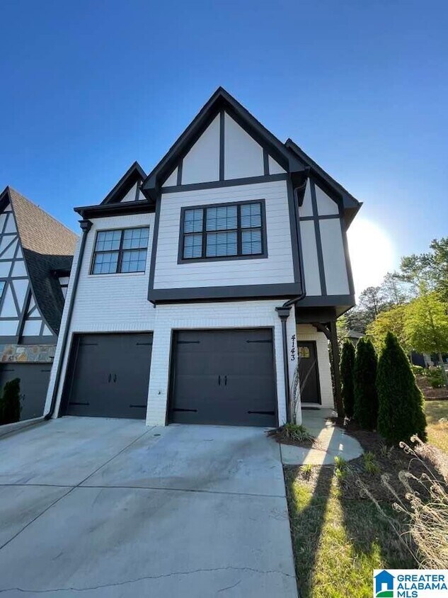 4143 Lennox Way, Vestavia Hills, AL 35216 Townhome Rentals in