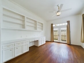 Building Photo - 5627 Winsome Ln