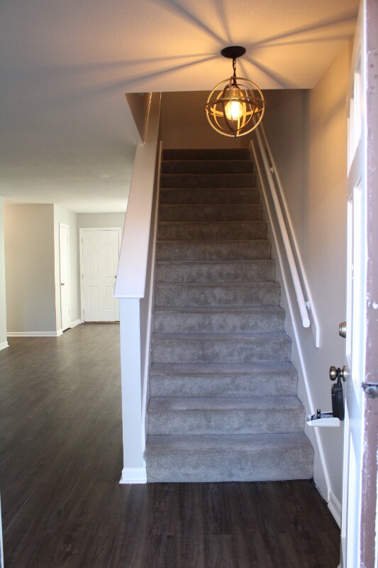 Foto del edificio - 5422 Gatehouse Dr