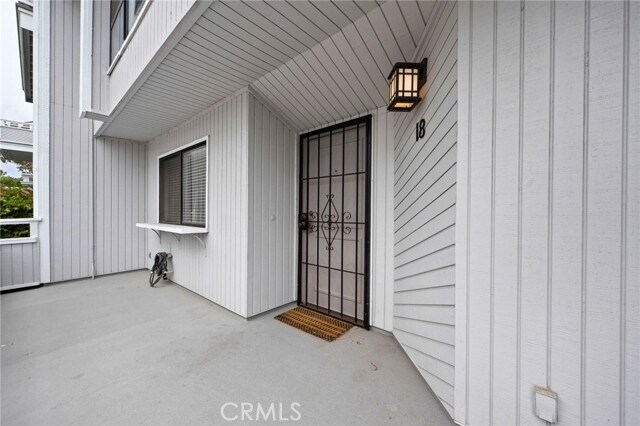 Building Photo - 18 Barlovento Ct