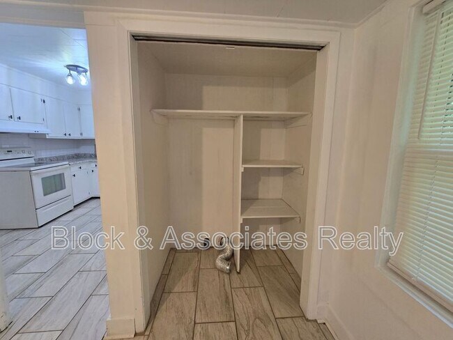 Foto del edificio - 326 Pickett Pl