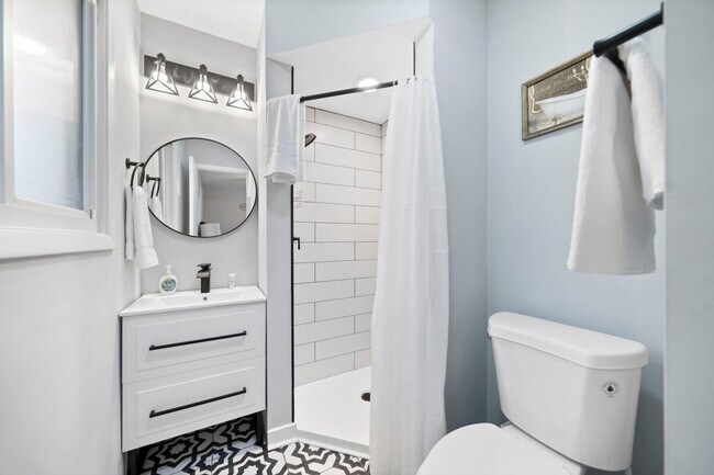 Foto del edificio - 346 W Central Ave