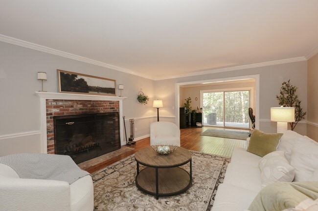 Building Photo - 265 Boulder Dr