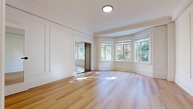 Foto del edificio - 1047 Bush St