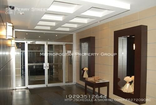 Building Photo - bedroom in New York NY 10013