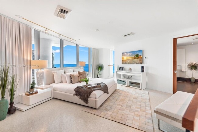 Building Photo - 101 20th St