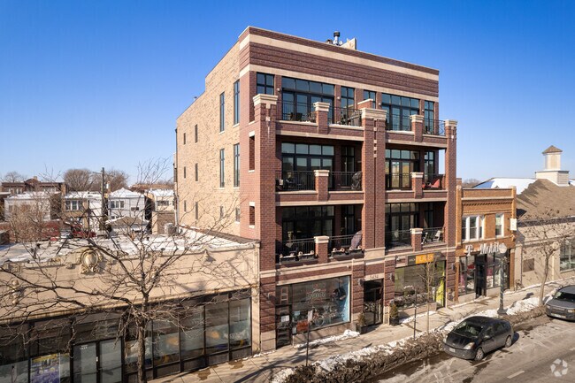Building Photo - 5434 N Clark St