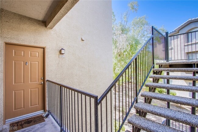 Building Photo - 4400 S Jones Blvd