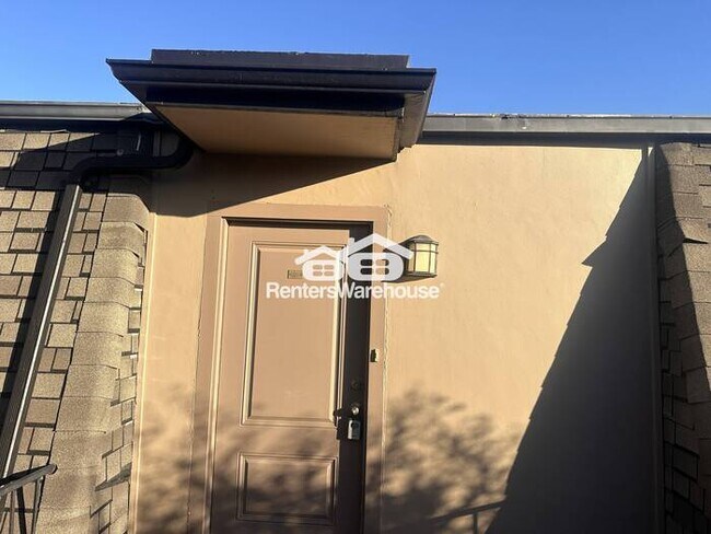 Foto del edificio - Oak Lawn Condo Ready For You To Call Home