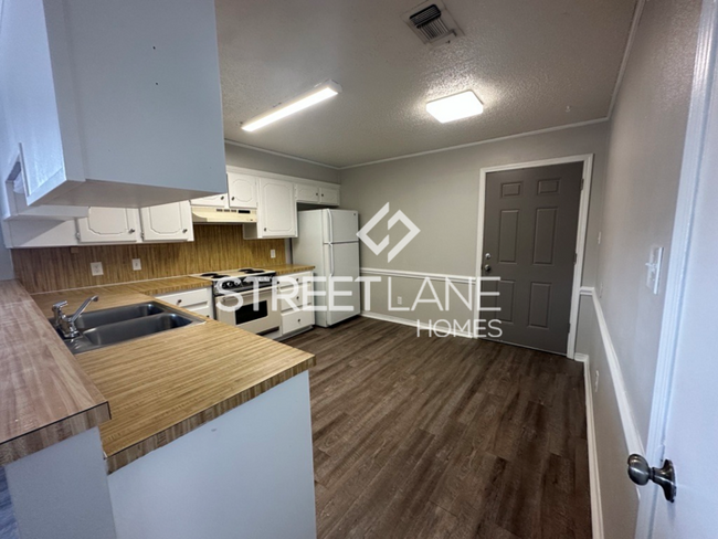 Building Photo - Charming 2 Bedroom in Texarkana!
