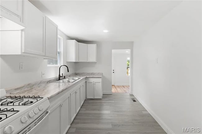 Foto del edificio - Totally Renovated & Totally Adorable - Sec...