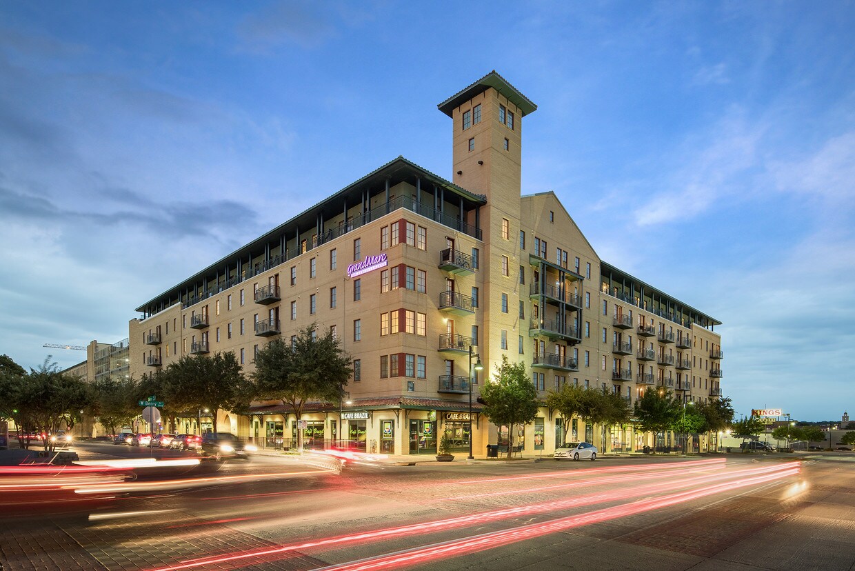 Foto principal - Grandmarc at Westberry Place (new)