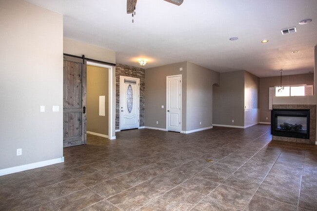 Foto del edificio - 4 Bedrooms in Granville