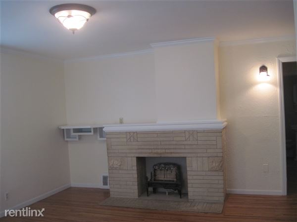 Building Photo - 433 N Pershing St