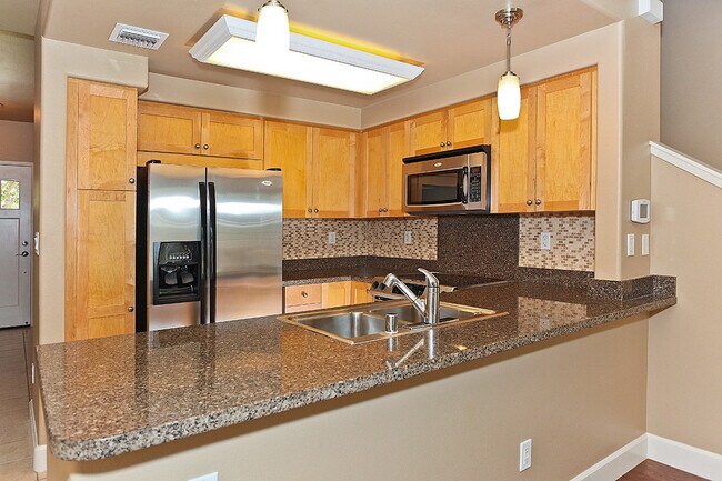 Building Photo - 3 bedroom, 2.5 bath Townhome in Ko Olina H...