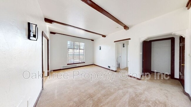 Building Photo - 2936 Schyler St