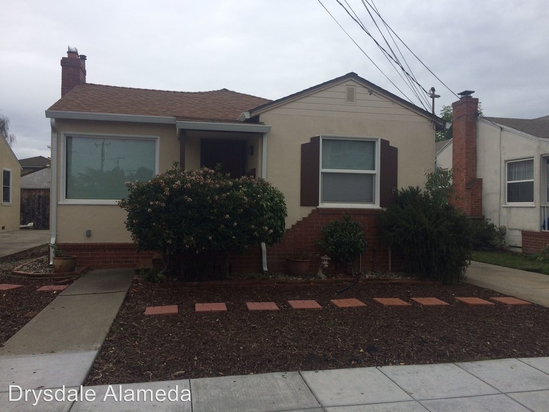 1016 High St, Alameda, CA 94501 House Rental in Alameda, CA