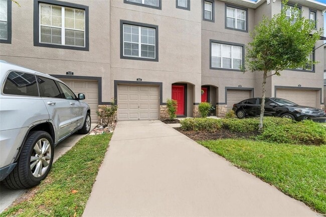 Building Photo - 2521 Lexington Oak Dr