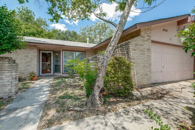 Foto del edificio - 3-BEDROOM SINGLE STORY HOME IN WILDWOOD