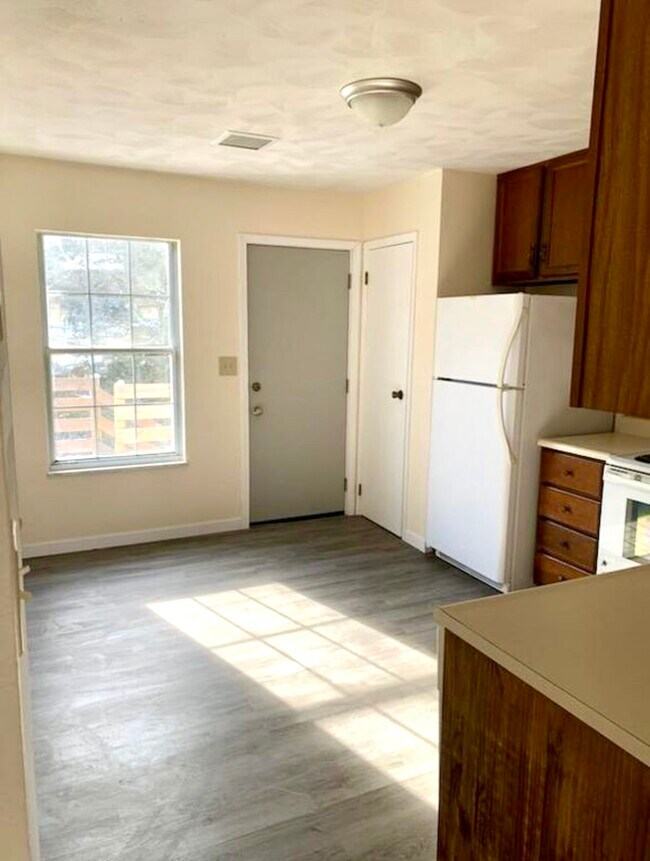 Foto del edificio - 5417 Collier Ln