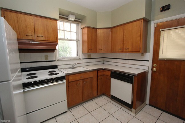 Foto del edificio - 2 br, 1 bath House - 6608 Ridgeville St