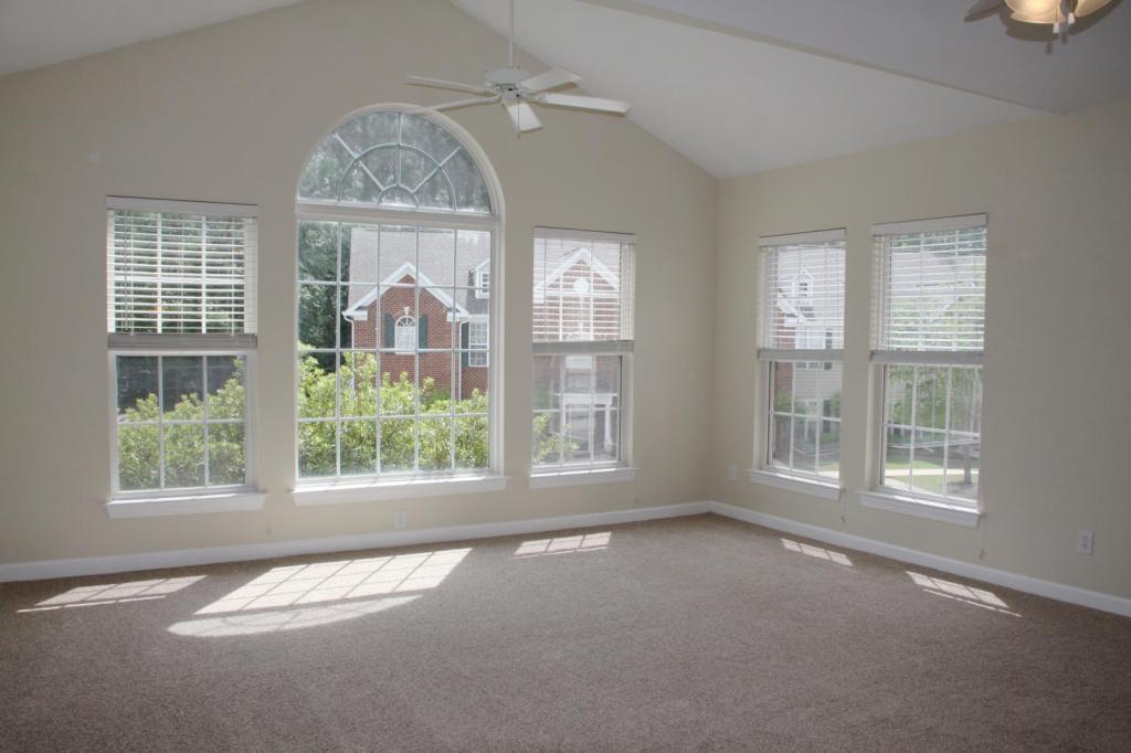 Primary Photo - 1721 Wyngate Cir