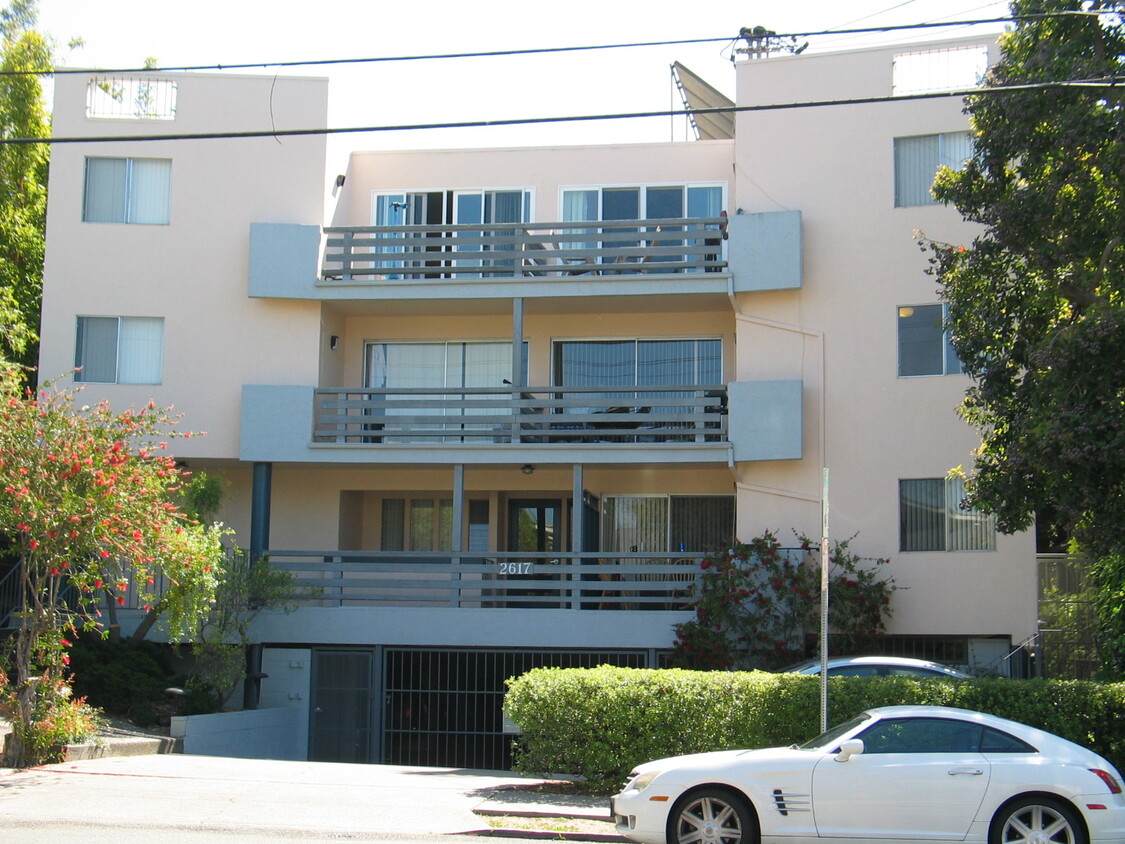 Foto principal - 2617 Hillegass Ave