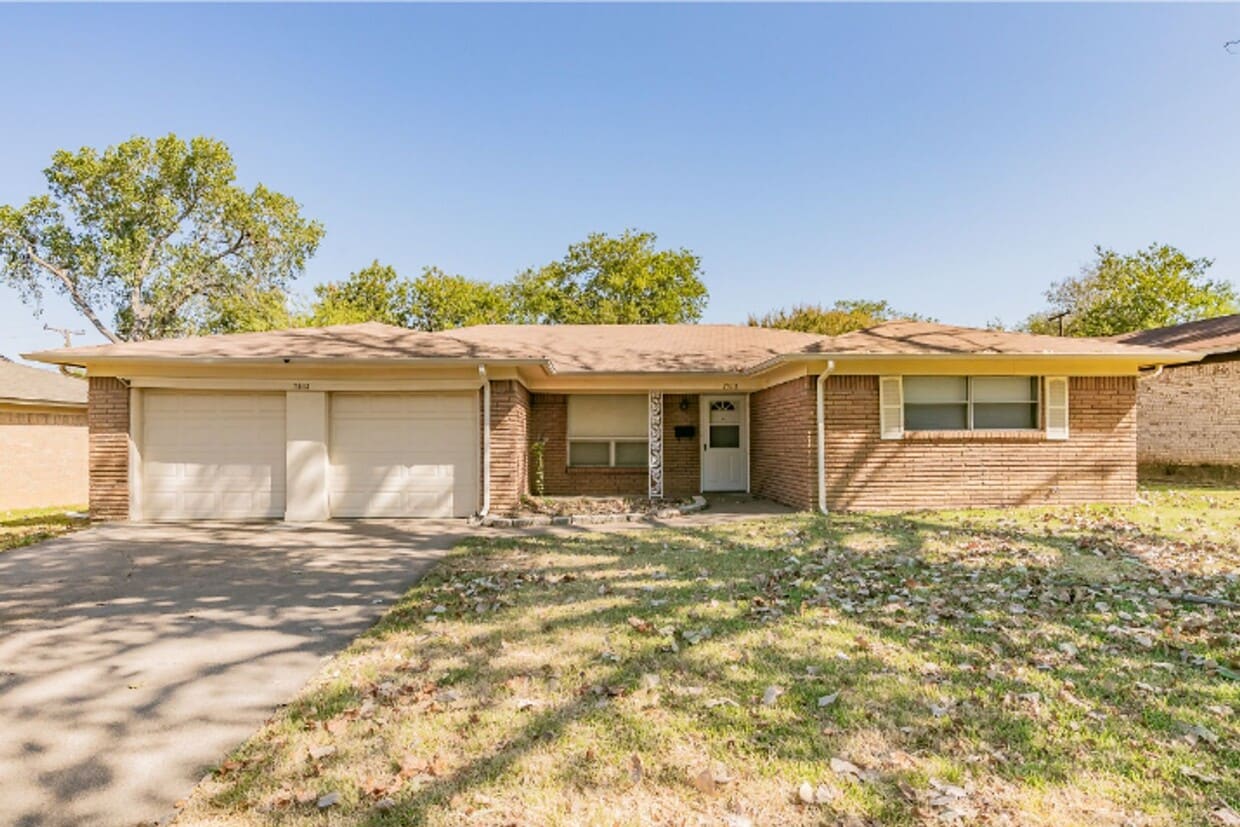 Photo - 7513 Maple Drive