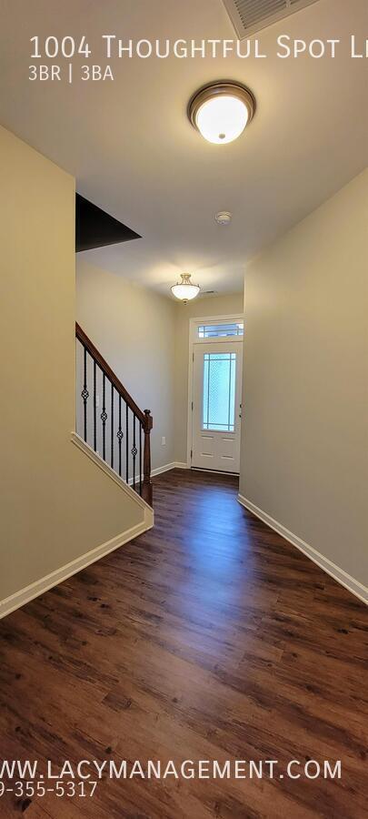 Photo - 1004 Thoughtful Spot Ln House