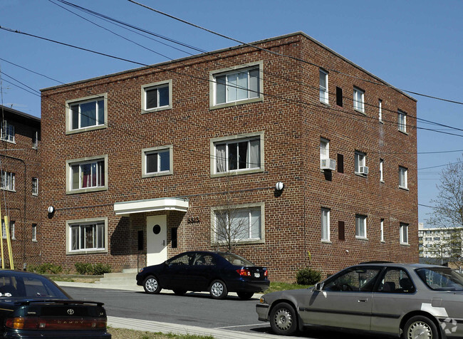 Building Photo - Glennville Road Apartments