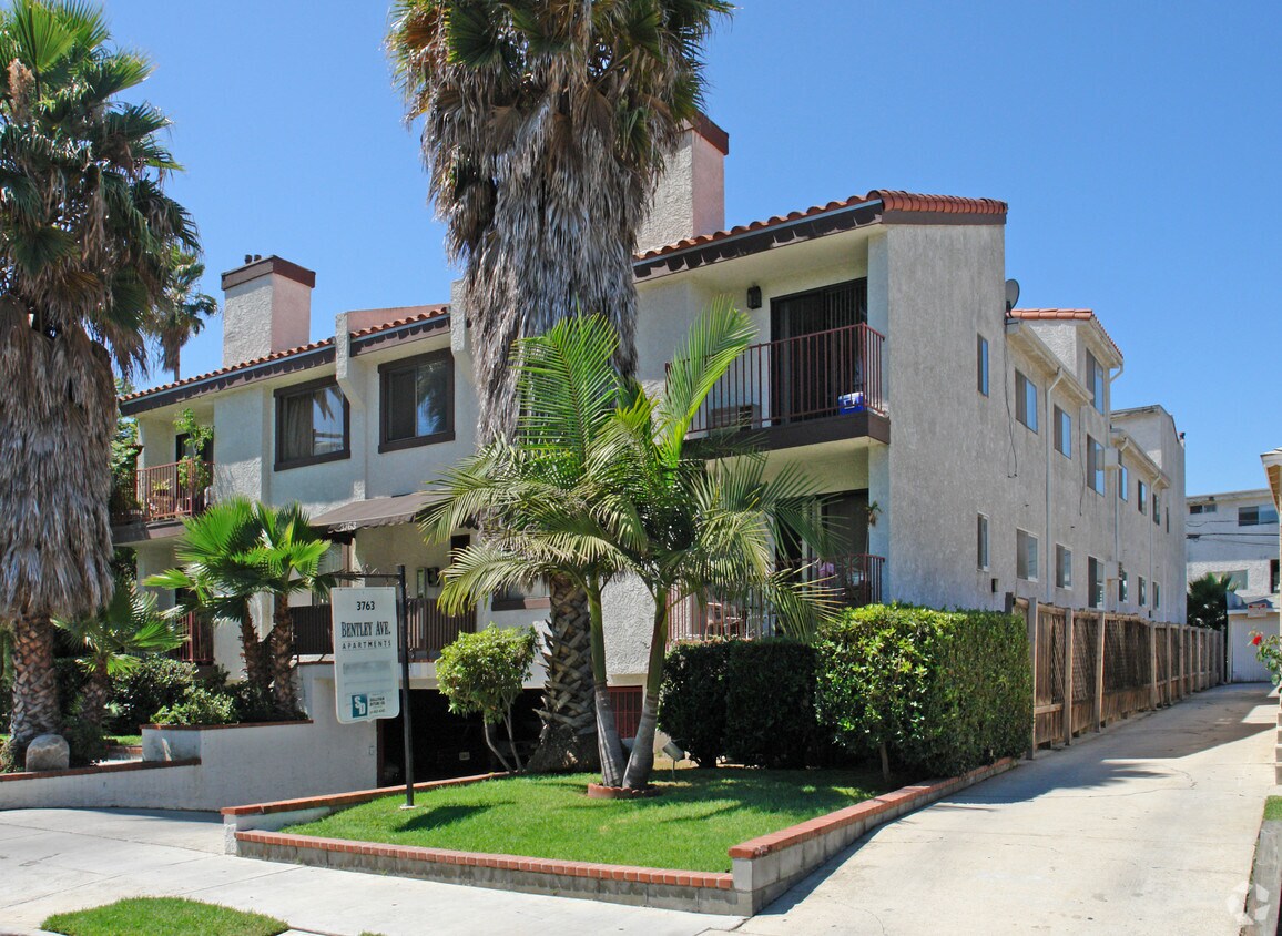 Primary Photo - Bentley Avenue Apartments