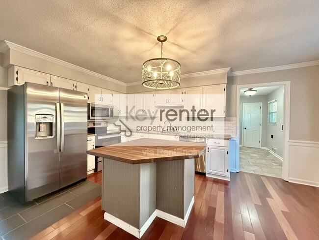 Building Photo - 2949 Old Britain Cir