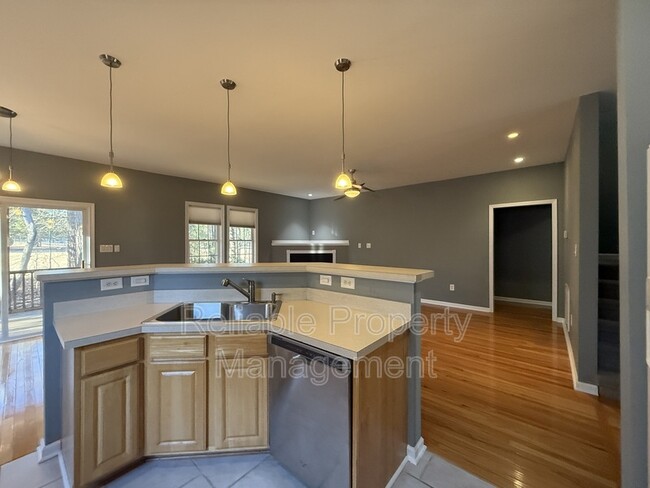 Foto del edificio - 1016 Turnberry Ln