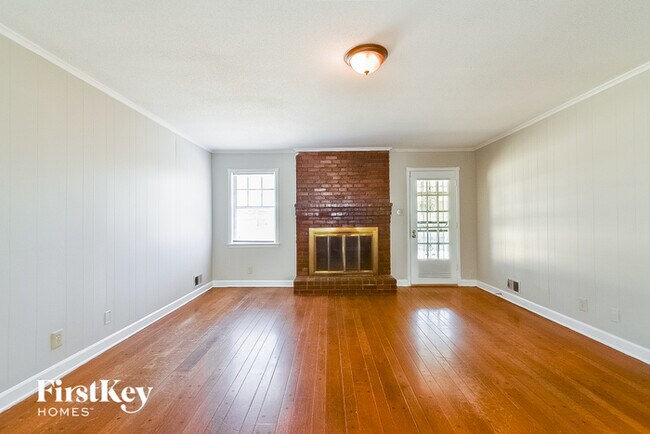 Building Photo - 3060 Emerald St