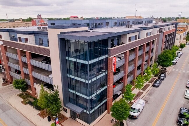 Kokomo Lofts Apartments