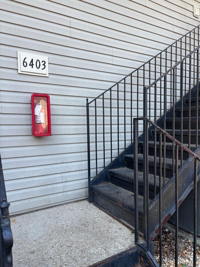 Building Photo - 6403 Starbrook Dr