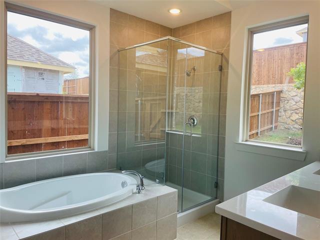 Building Photo - 3954 Oak Crk Cir