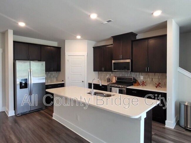 Foto del edificio - 66 Galley Ln