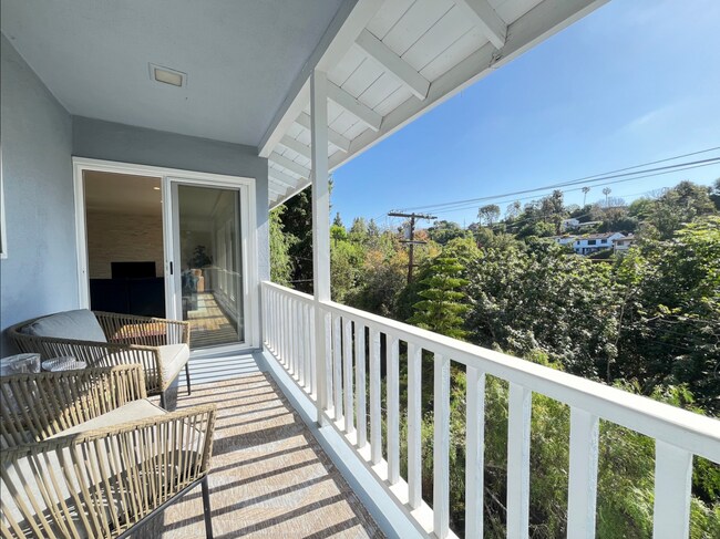 Foto del edificio - 420 Tamarac Drive