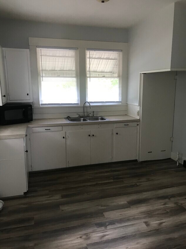 Primary Photo - 333 Wilkinson St