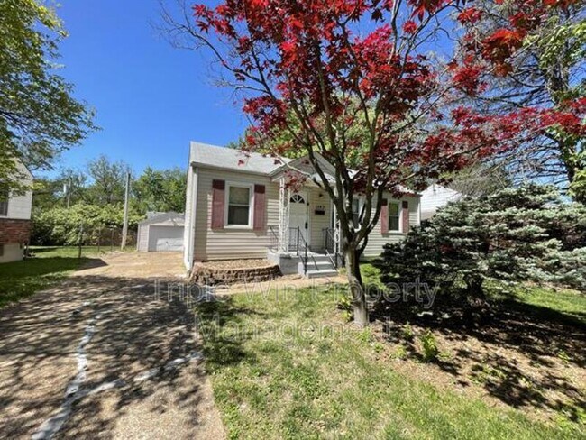 Foto del edificio - 1145 St Matthew Dr