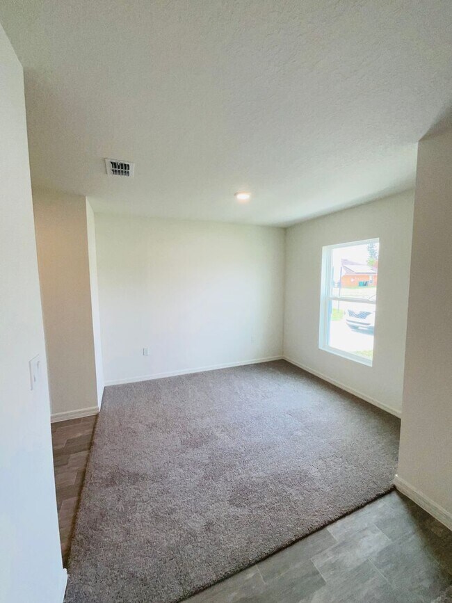 Building Photo - New Construction - 3/2/2