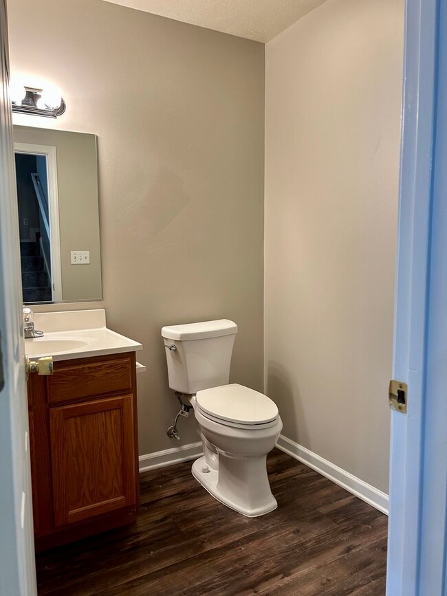 Building Photo - Southside Townhouse