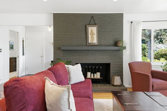 Foto del edificio - 2135 N 117th St