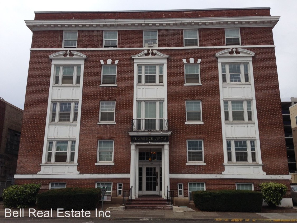 Primary Photo - 1272 Willamette St