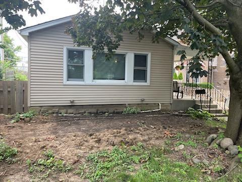 Building Photo - 840 N Sleight St